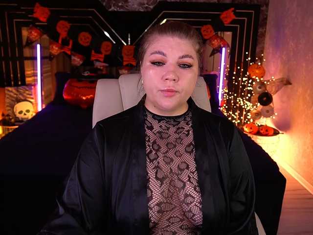 LyalyaPiska live cam on BongaCams