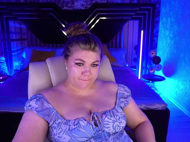 LyalyaPiska live cam on BongaCams