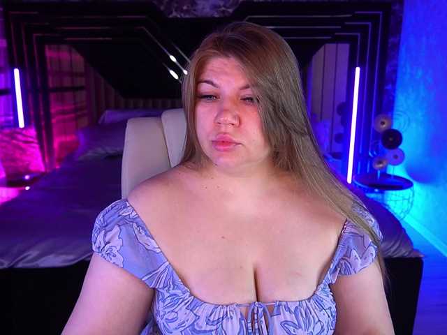 LyalyaPiska live cam on BongaCams