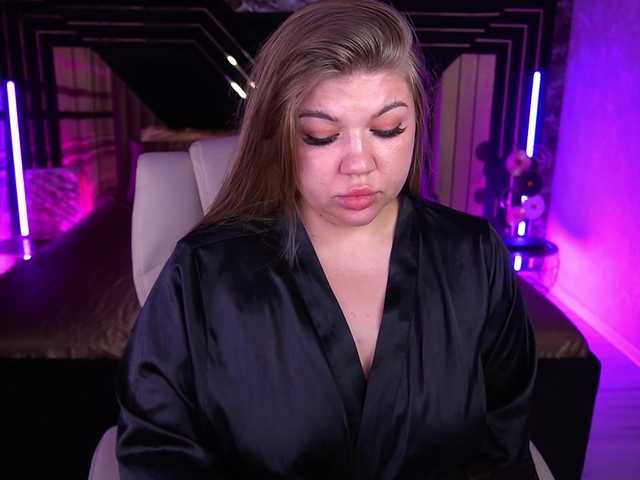 LyalyaPiska live cam on BongaCams