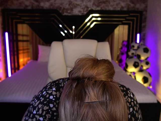 LyalyaPiska live cam on BongaCams