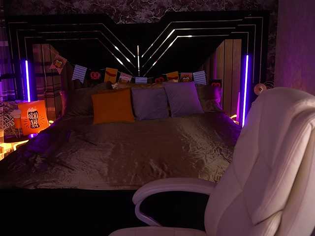 LyalyaPiska live cam preview