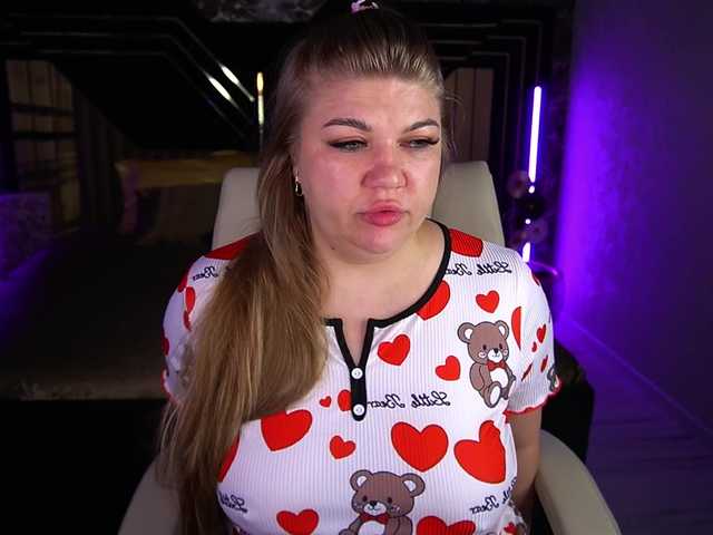 LyalyaPiska live cam on BongaCams