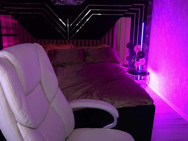 LyalyaPiska live cam on BongaCams