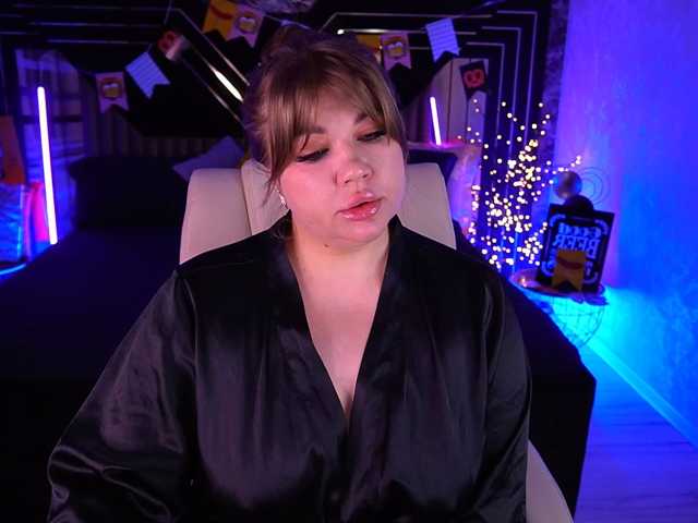 LyalyaPiska live cam on BongaCams