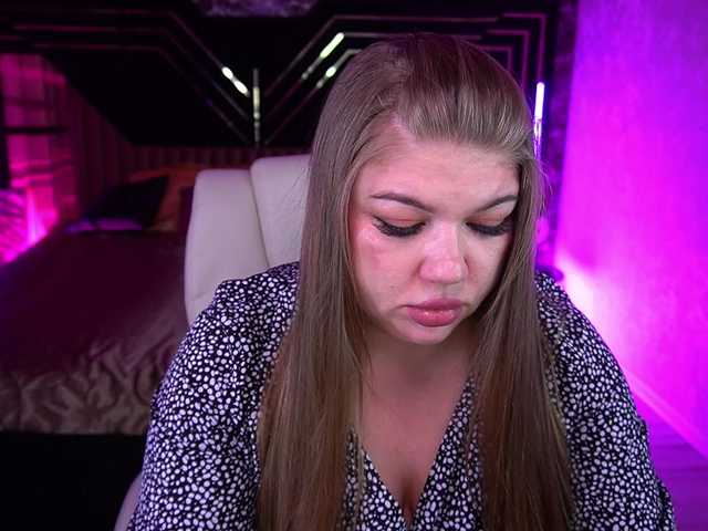 LyalyaPiska live cam on BongaCams