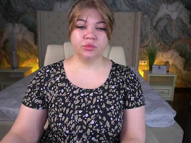 LyalyaPiska live cam on BongaCams