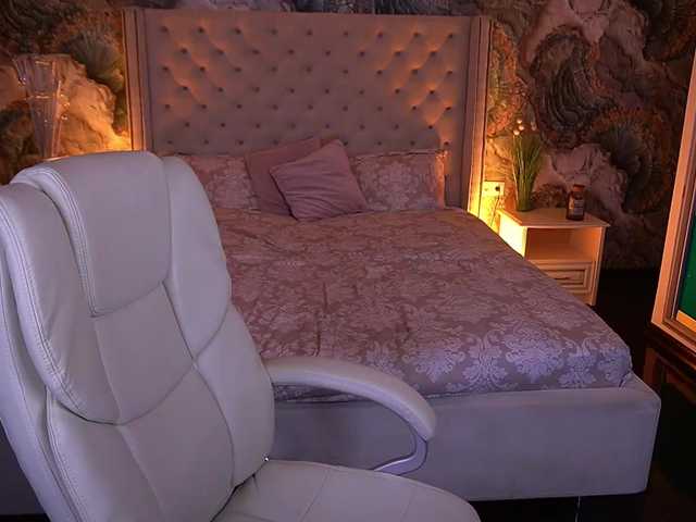 LyalyaPiska live cam on BongaCams