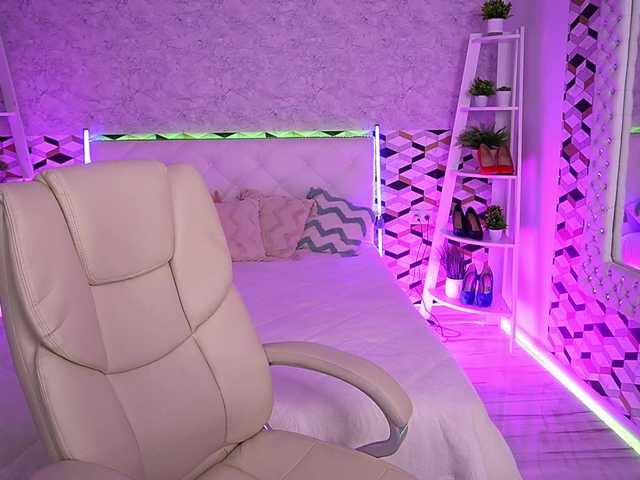 LyalyaPiska live cam on BongaCams