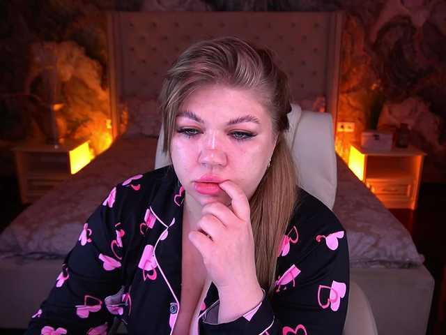 LyalyaPiska live cam on BongaCams