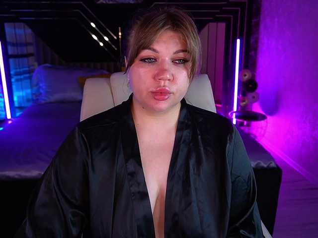 LyalyaPiska live cam on BongaCams