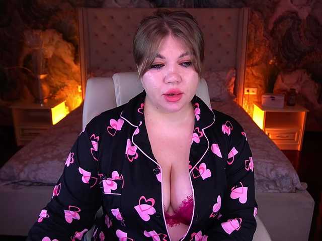 LyalyaPiska live cam on BongaCams