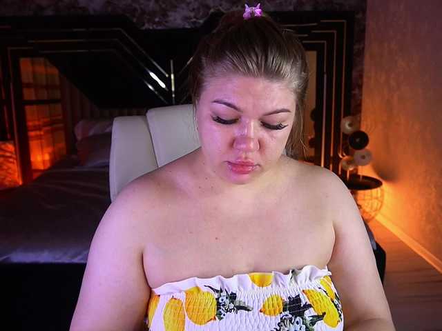 LyalyaPiska live cam on BongaCams