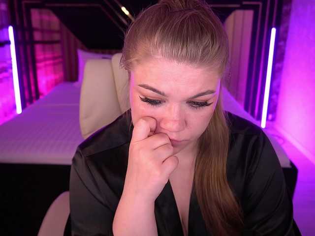 LyalyaPiska live cam on BongaCams