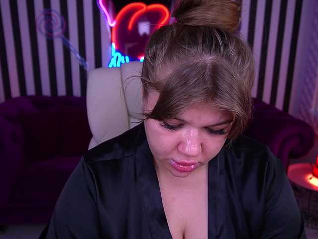 LyalyaPiska live cam on BongaCams