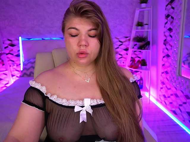 LyalyaPiska live cam on BongaCams