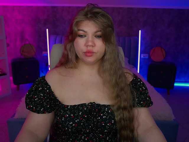 LyalyaPiska live cam on BongaCams