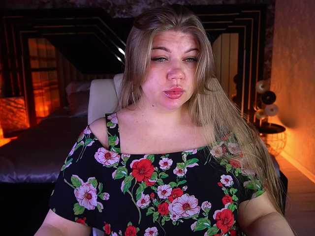 LyalyaPiska live cam on BongaCams