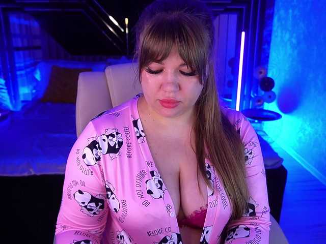 LyalyaPiska live cam on BongaCams