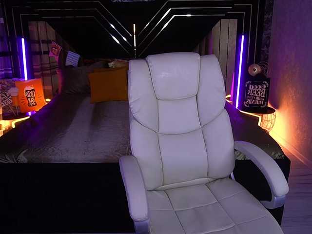 LyalyaPiska live cam preview