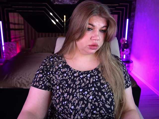 LyalyaPiska live cam on BongaCams