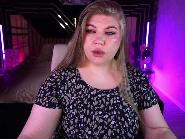 LyalyaPiska live cam on BongaCams