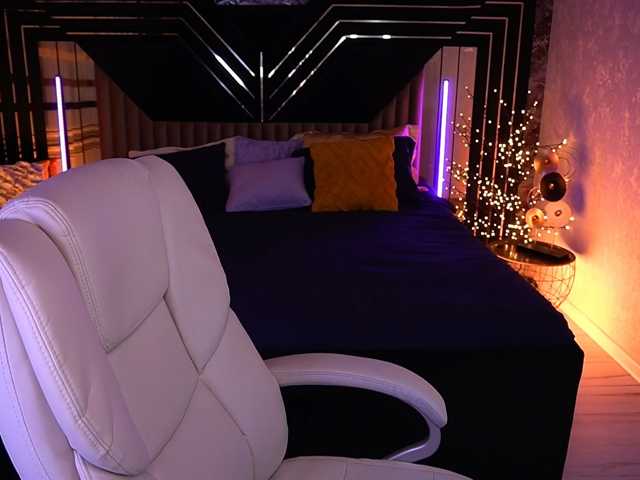 LyalyaPiska live cam on BongaCams