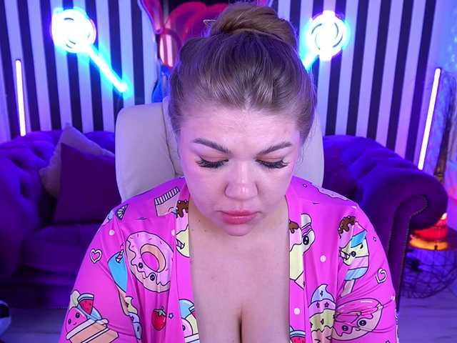 LyalyaPiska live cam on BongaCams