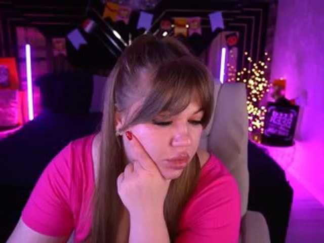LyalyaPiska live cam on BongaCams