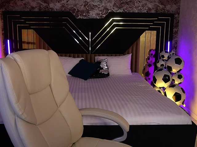 LyalyaPiska live cam on BongaCams