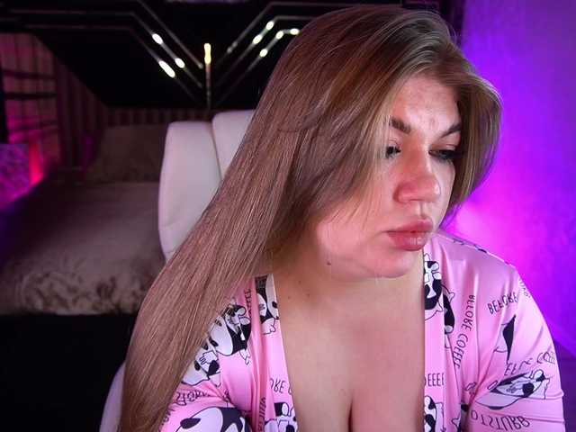 LyalyaPiska live cam on BongaCams