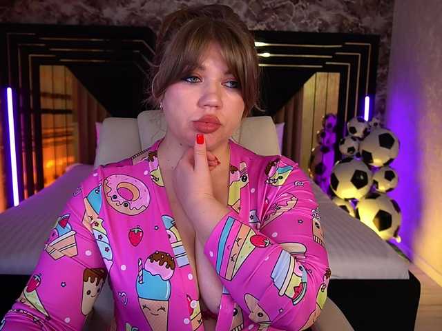 LyalyaPiska live cam on BongaCams
