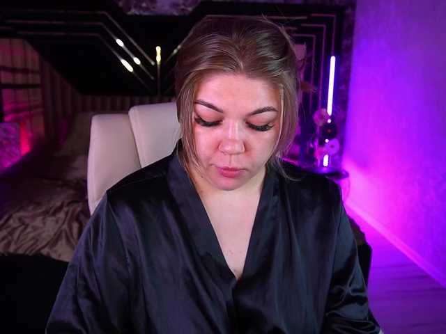 LyalyaPiska live cam on BongaCams