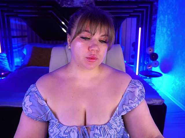 LyalyaPiska live cam on BongaCams