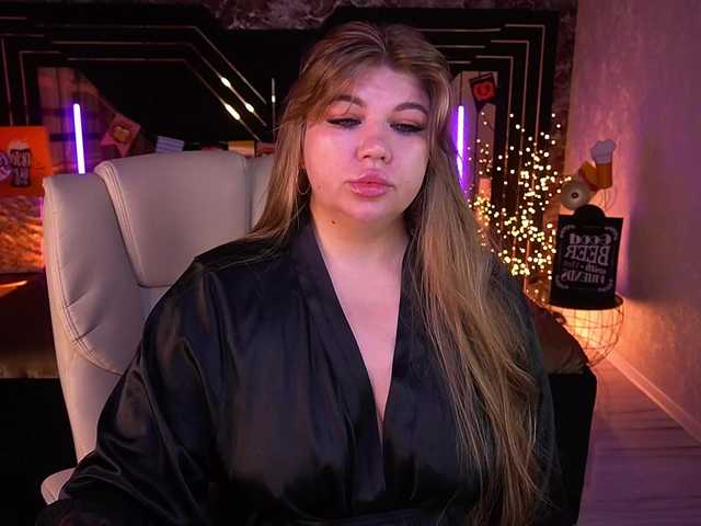 LyalyaPiska live cam on BongaCams
