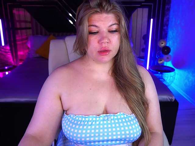 LyalyaPiska live cam on BongaCams