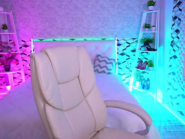 LyalyaPiska live cam on BongaCams