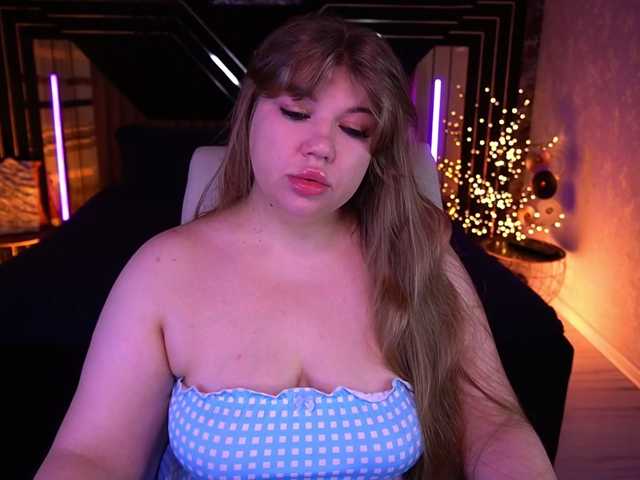 LyalyaPiska live cam on BongaCams