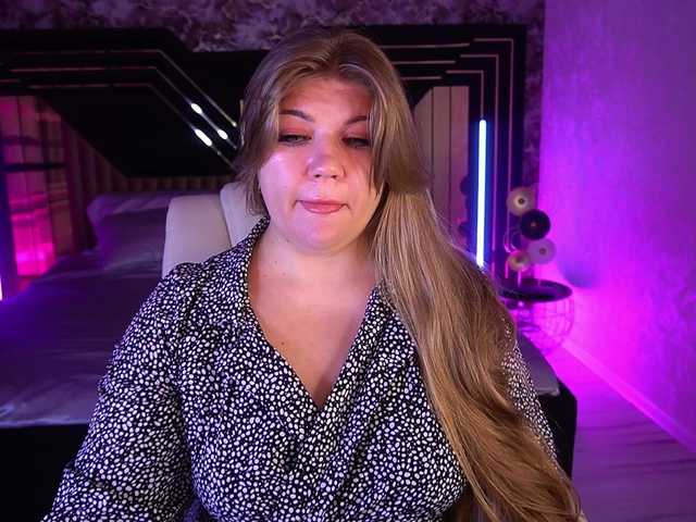 LyalyaPiska live cam on BongaCams