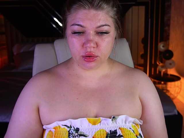 LyalyaPiska live cam on BongaCams
