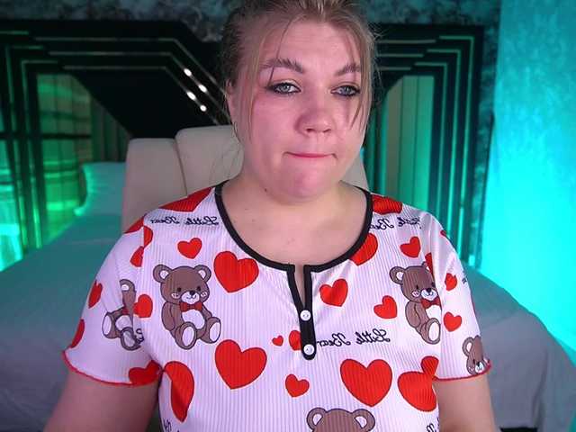 LyalyaPiska live cam on BongaCams