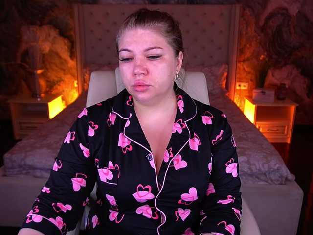 LyalyaPiska live cam on BongaCams