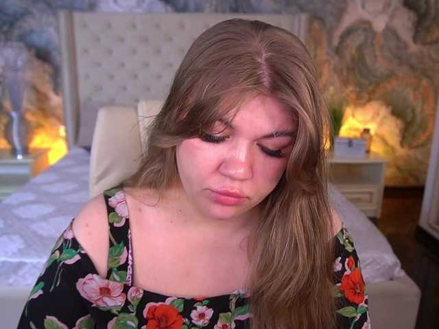 LyalyaPiska live cam on BongaCams