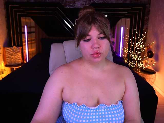 LyalyaPiska live cam on BongaCams