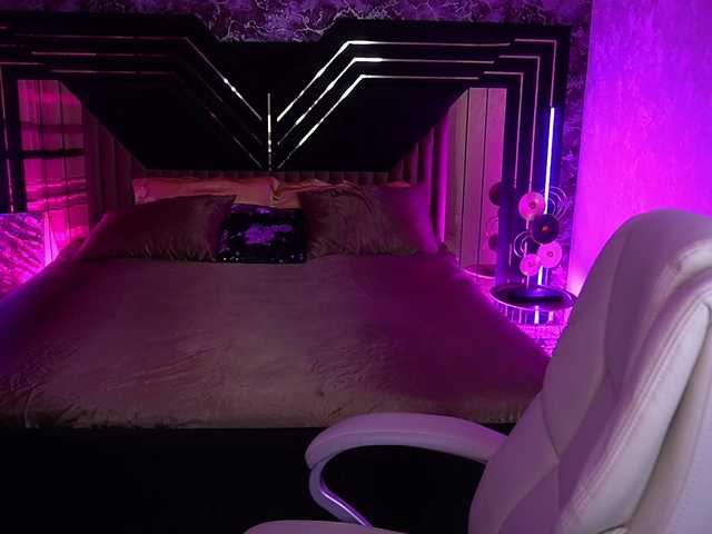 LyalyaPiska live cam on BongaCams