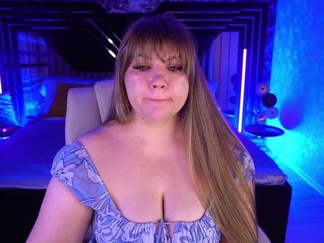LyalyaPiska live cam on BongaCams