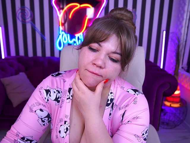 LyalyaPiska live cam on BongaCams