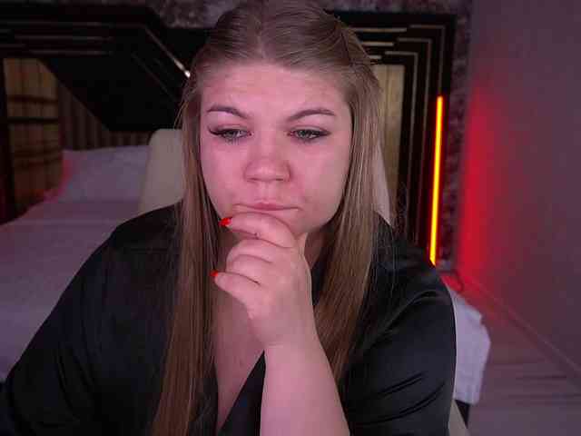 LyalyaPiska webcam