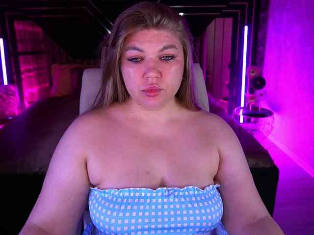 LyalyaPiska webcam