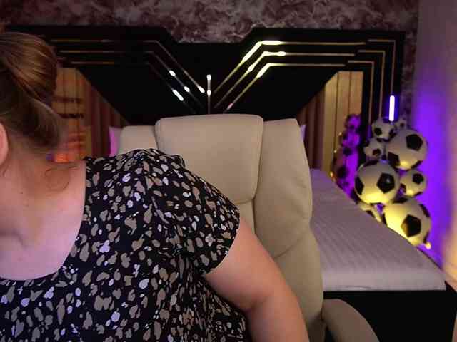 LyalyaPiska webcam